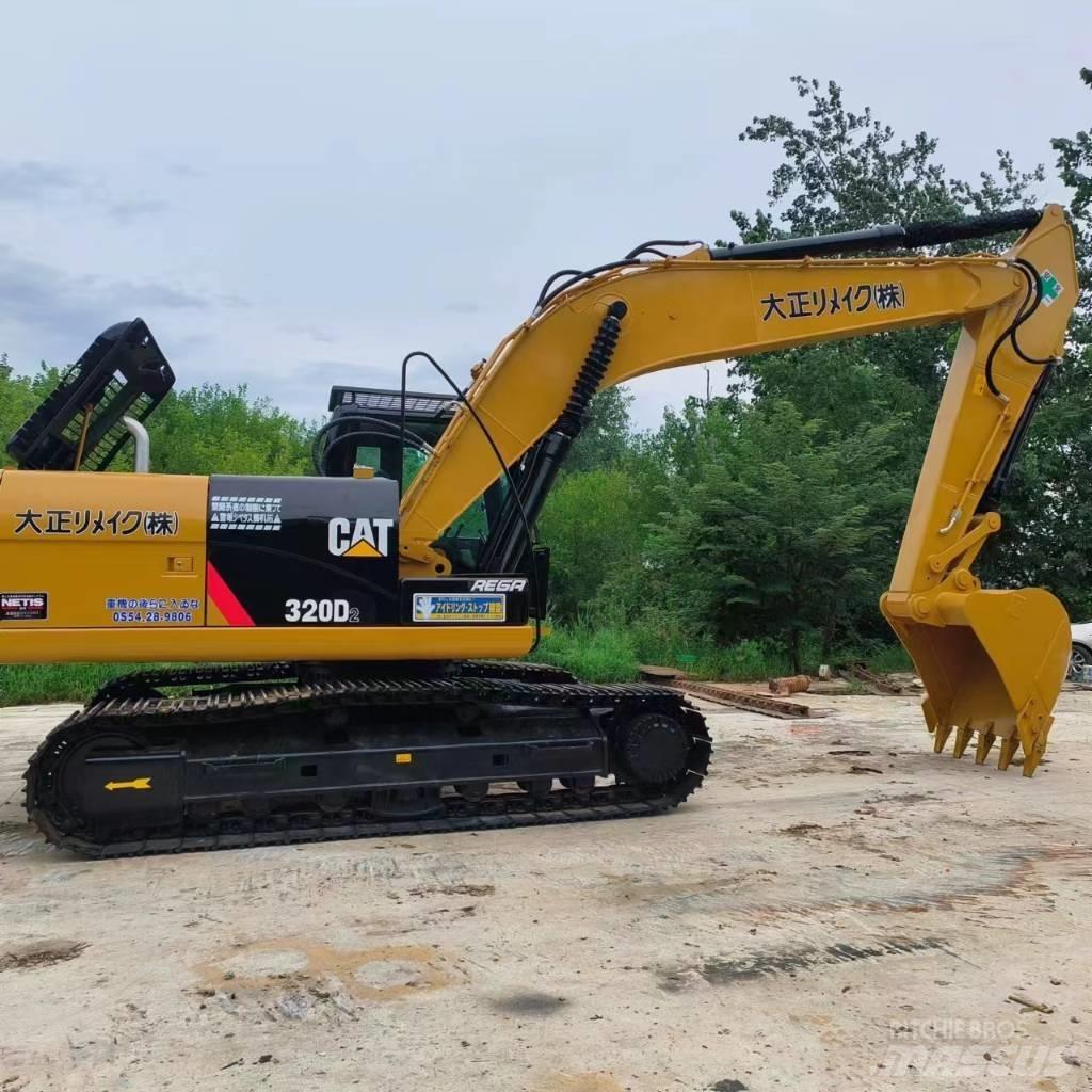 CAT 320 D 2 Excavadoras 7t - 12t