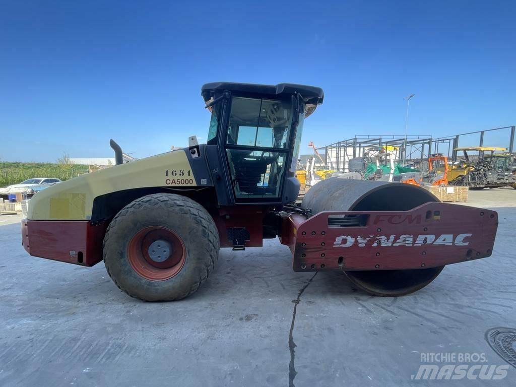 Dynapac CA5000D Rodillos de un solo tambor