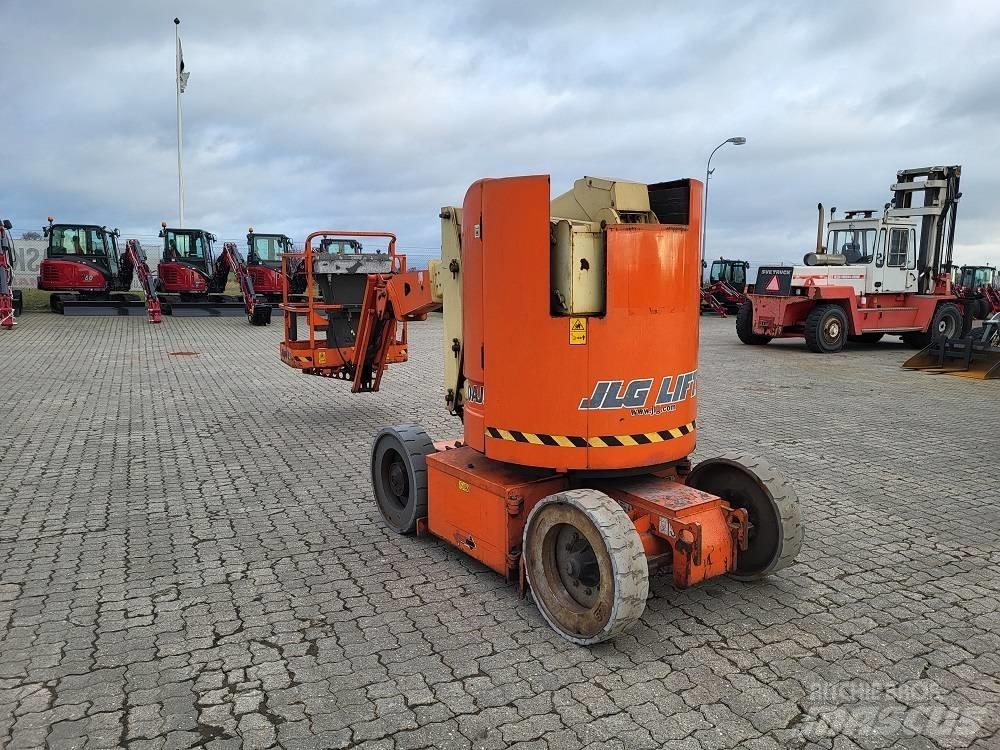 JLG E 300 AJP Plataforma de trabajo articulada