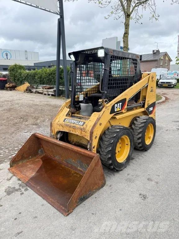 CAT 216B (226B) Minicargadoras