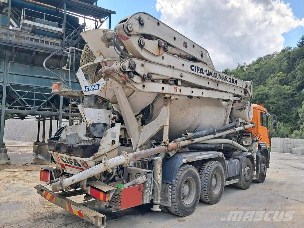 MAN TGA 41.480 Camiones hormigonera