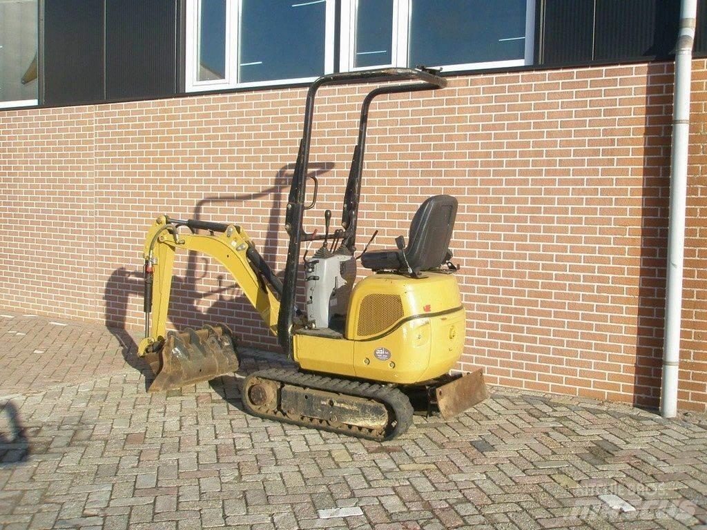 CAT 300.9 Mini excavadoras < 7t