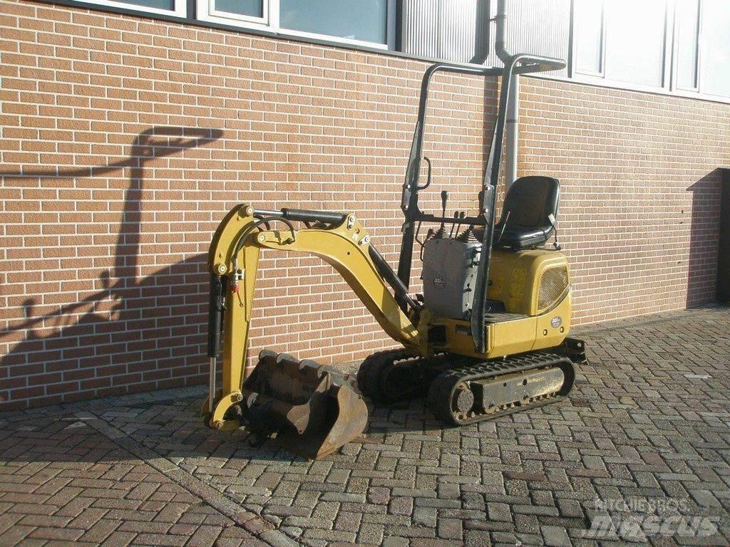 CAT 300.9 Mini excavadoras < 7t