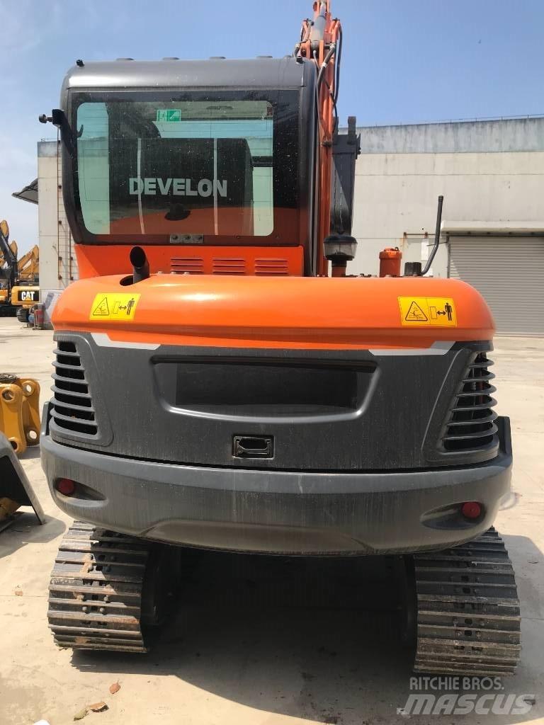 Doosan DX 60 Excavadoras de cadenas