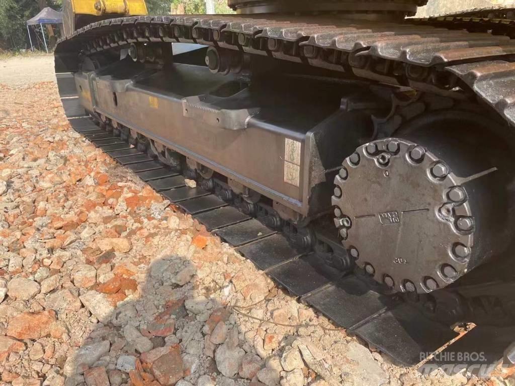 Komatsu PC 200 8N Excavadoras de cadenas