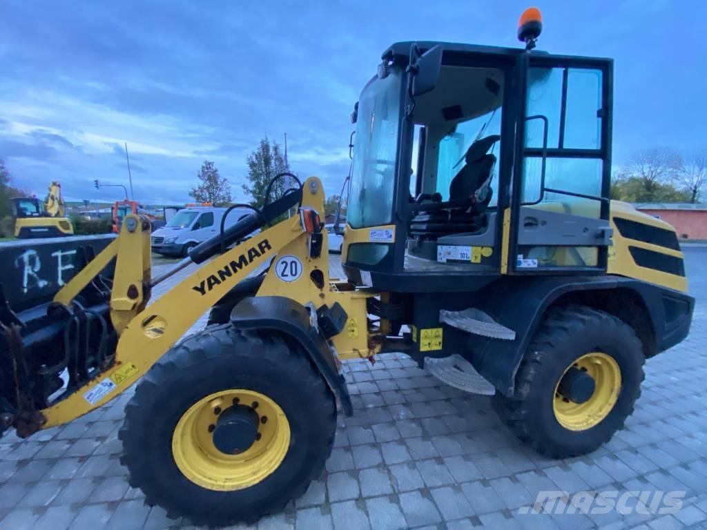 Yanmar V 100 Cargadoras sobre ruedas