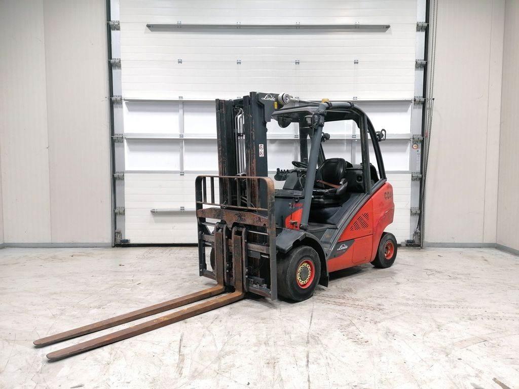 Linde H30T-02 Carretillas LPG