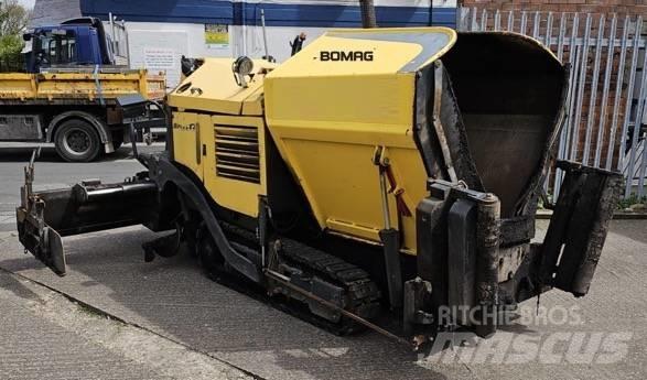 Bomag BF 223 C Asfaltadoras