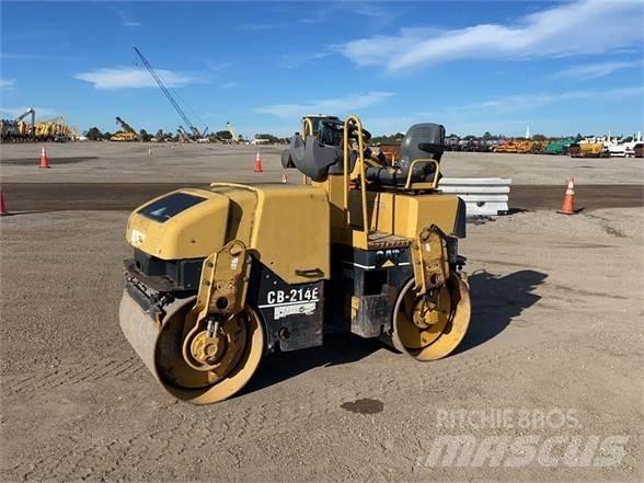 CAT CB-214E Rodillos de un solo tambor