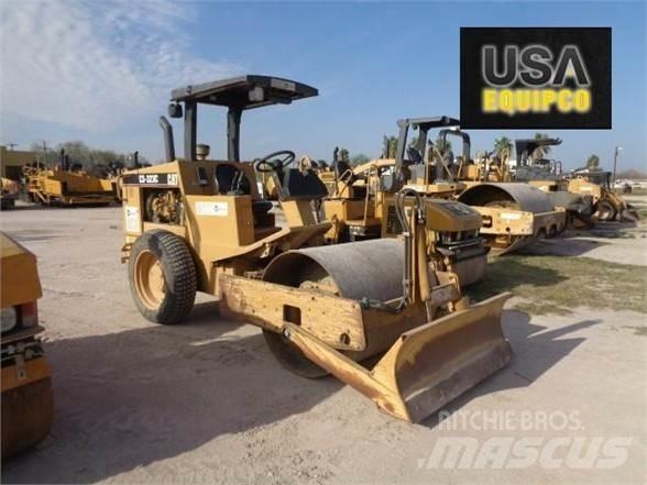 CAT CS-323C Rodillos de un solo tambor