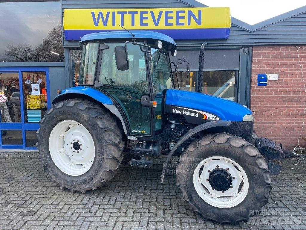 New Holland TD 95 D Tractores