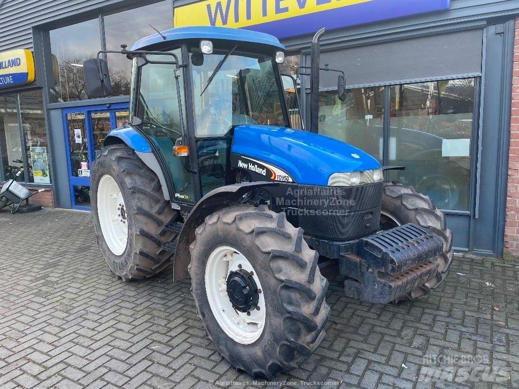 New Holland TD 95 D Tractores