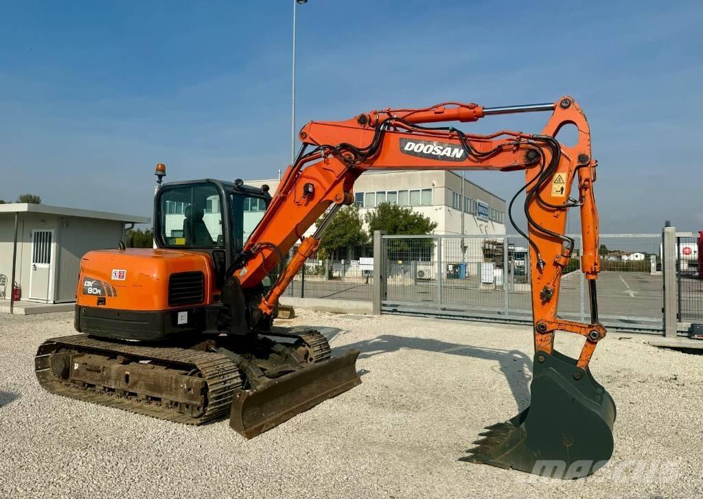 Doosan DX 80 R Excavadoras 7t - 12t