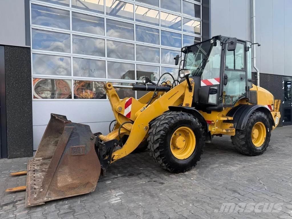 CAT 908H2 Cargadoras sobre ruedas