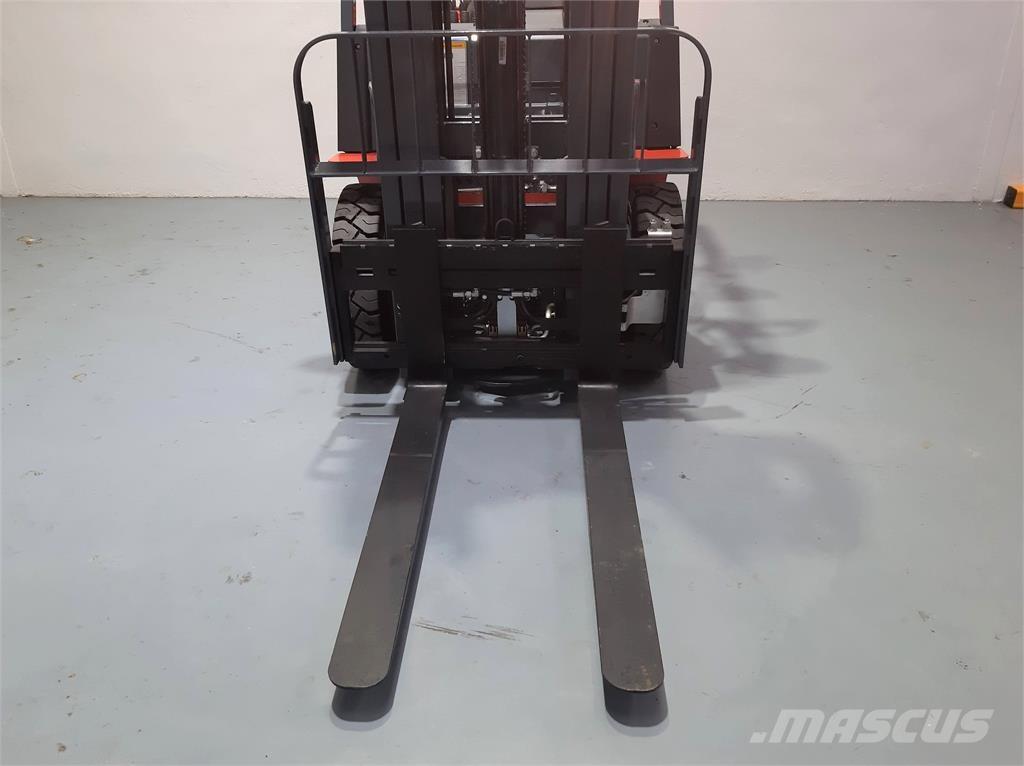 Heli CPCD25 XC26H Carretillas diesel