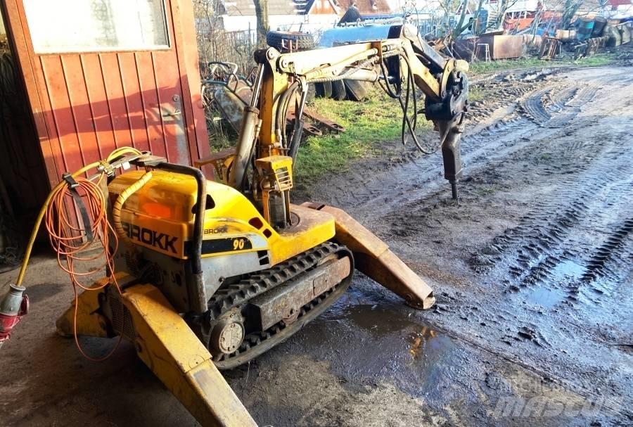 Brokk 90 Excavadoras de demolición
