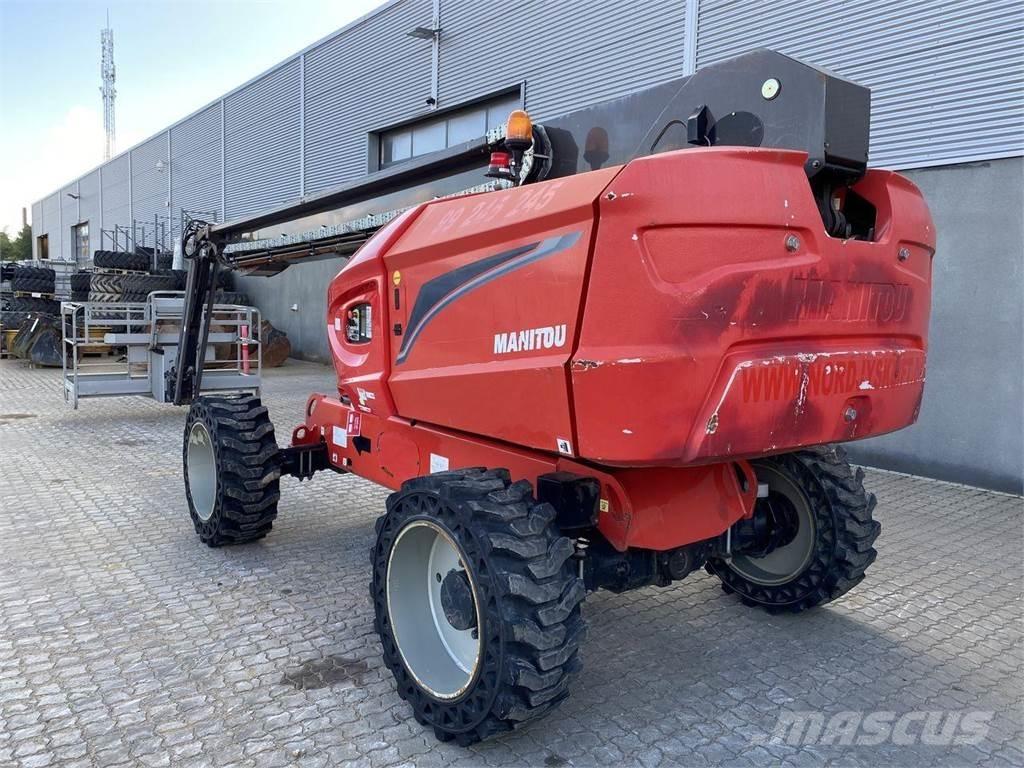 Manitou 200TJ+ Plataforma de trabajo articulada