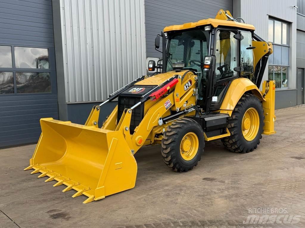 CAT 424 - 4x4 / 4WD / AC Retrocargadoras