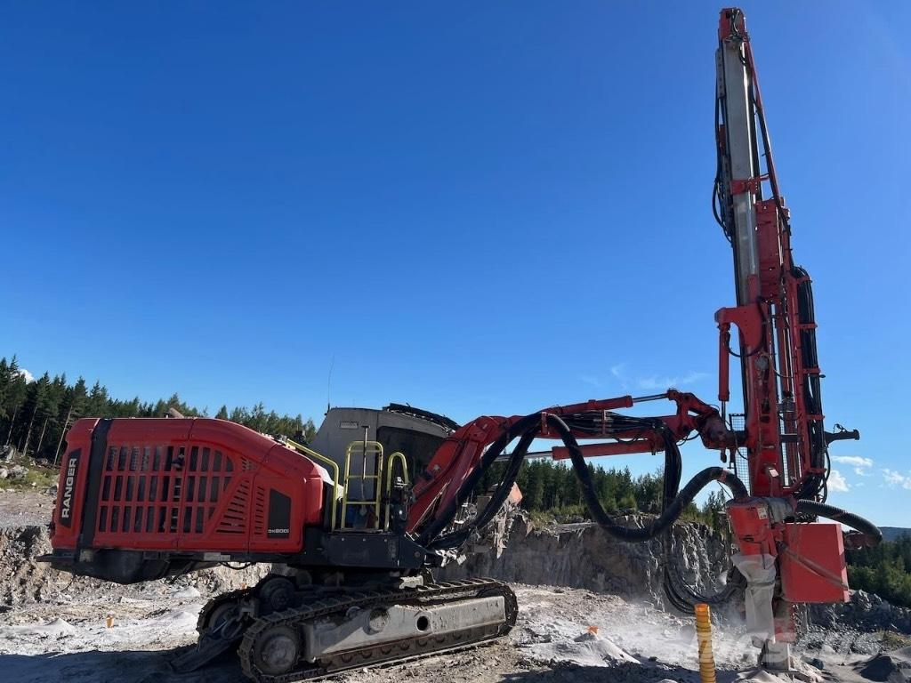Sandvik DX 800i Perforadoras de superficie