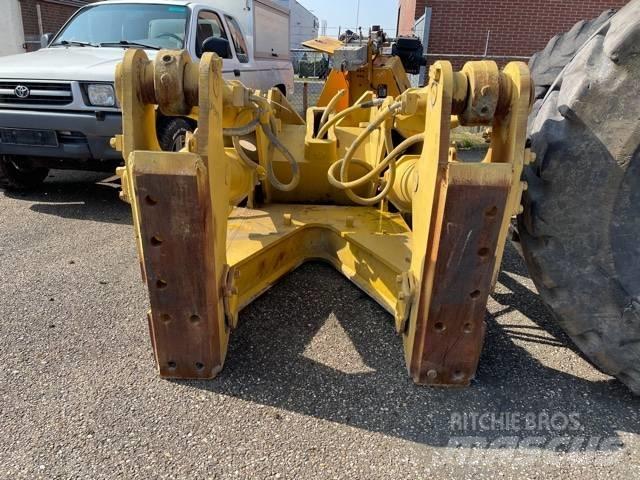CAT D 8 R Ripper Otros componentes
