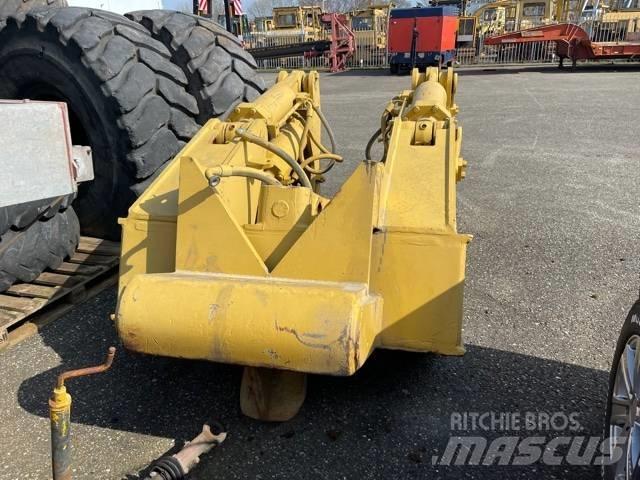CAT D 8 R Ripper Otros componentes