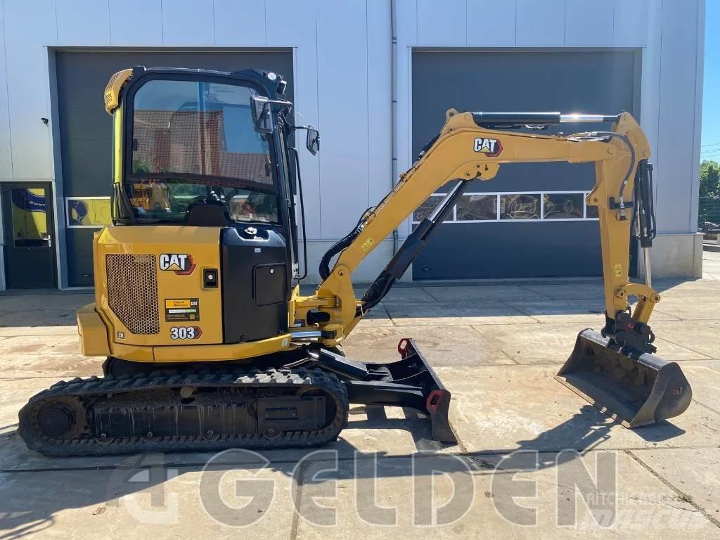 CAT 303 - 3 Buckets Mini excavadoras < 7t