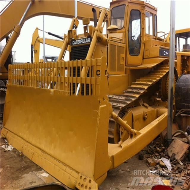 CAT D7H Buldozer sobre oruga