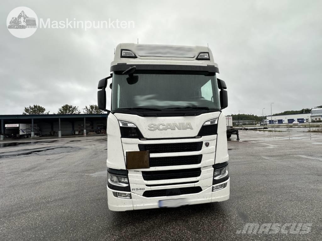 Scania R 540 Camiones caja cerrada
