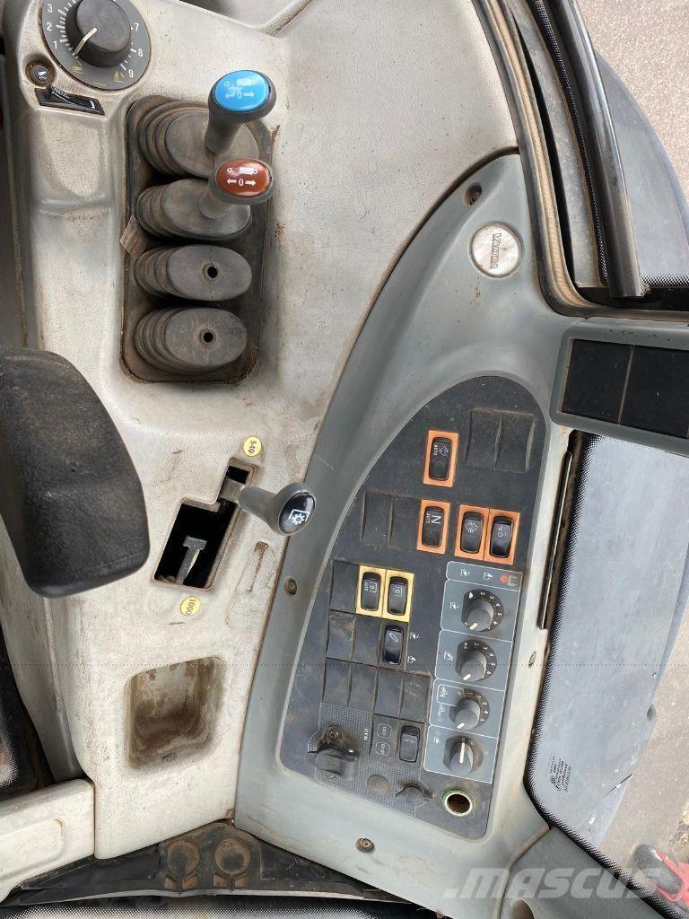 Valtra N92 HITECH Tractores