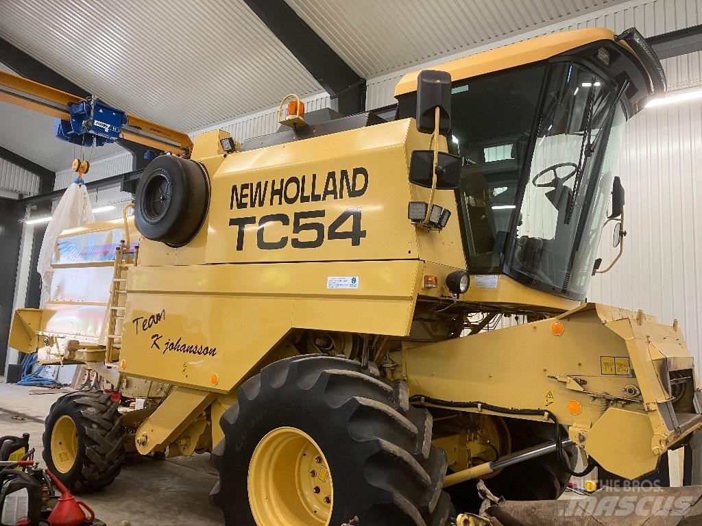 New Holland TC 54 Cosechadoras combinadas