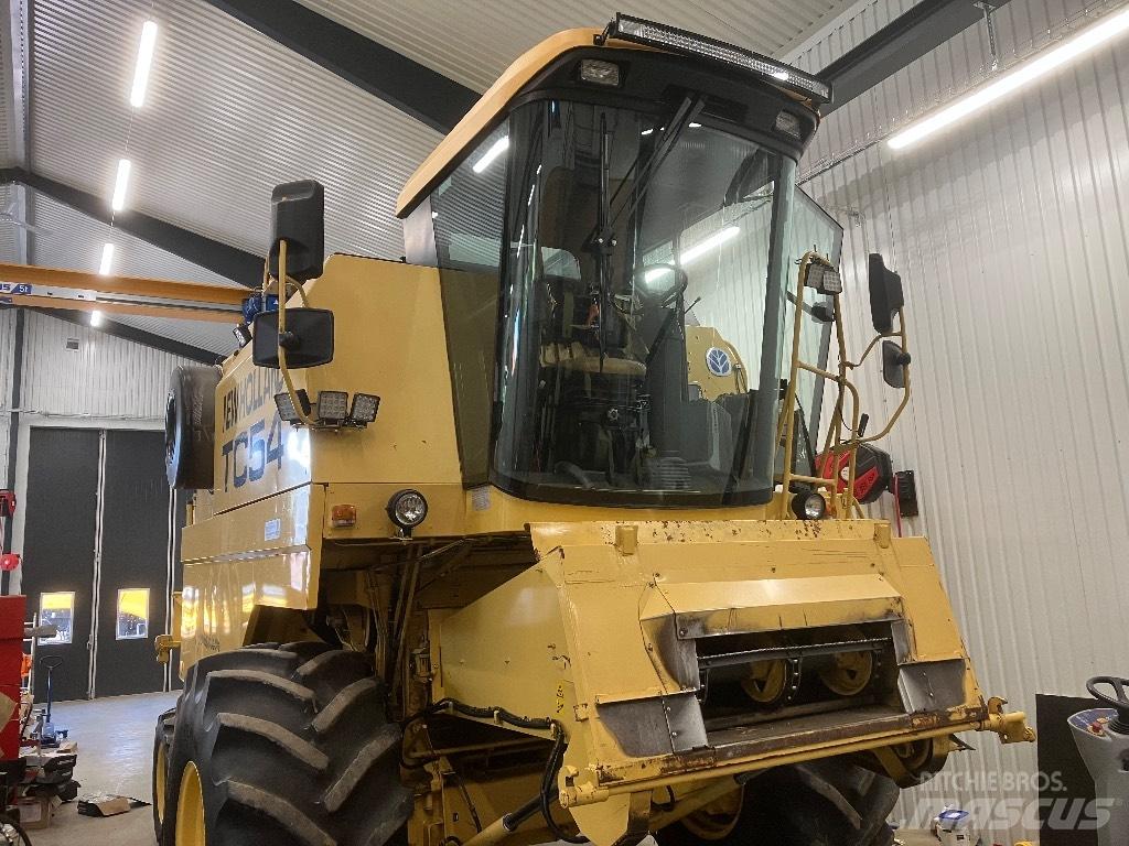 New Holland TC 54 Cosechadoras combinadas