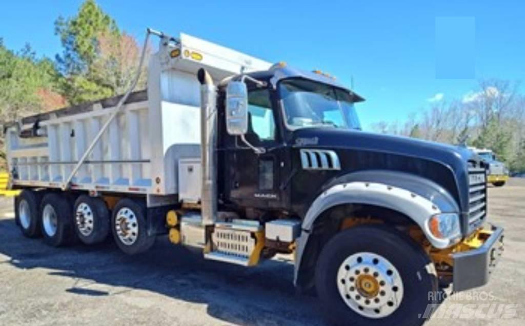 Mack GU 713 Camiones bañeras basculantes o volquetes