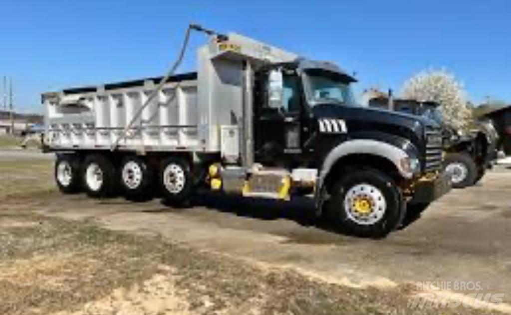 Mack GU 713 Camiones bañeras basculantes o volquetes