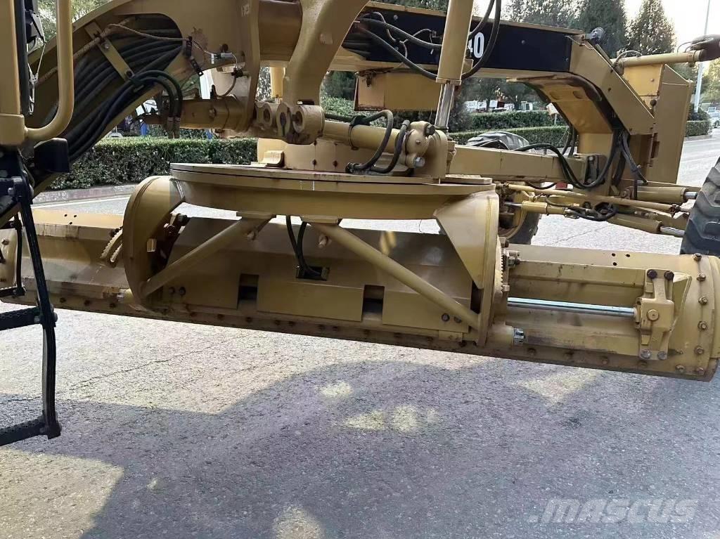 CAT 140 GC Motoniveladoras