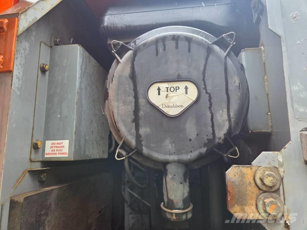 Hitachi ZX 210 LC-3 Excavadoras de cadenas