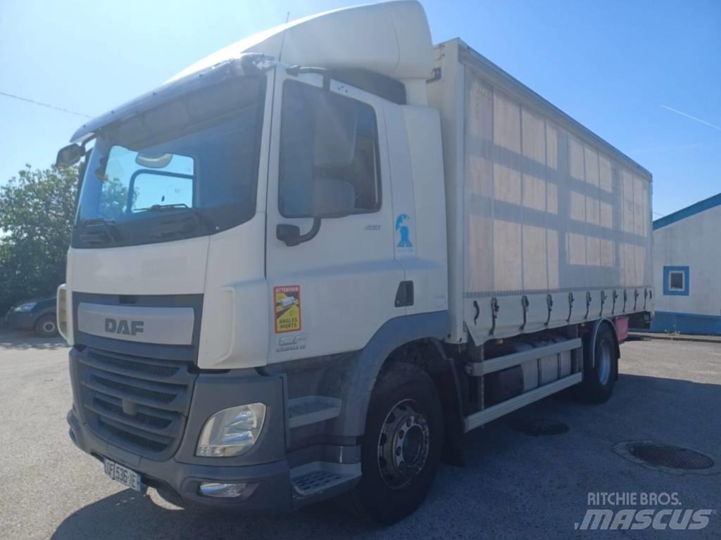 DAF CF 400 Camión con caja abierta