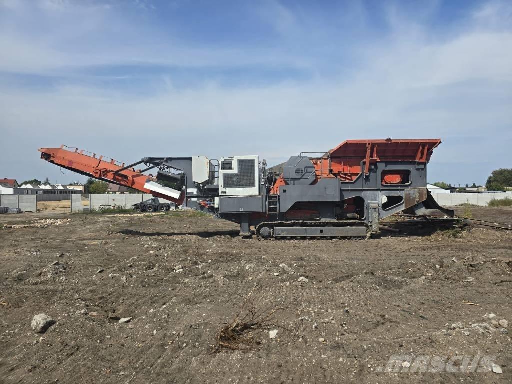Sandvik QJ 341 Trituradoras móviles