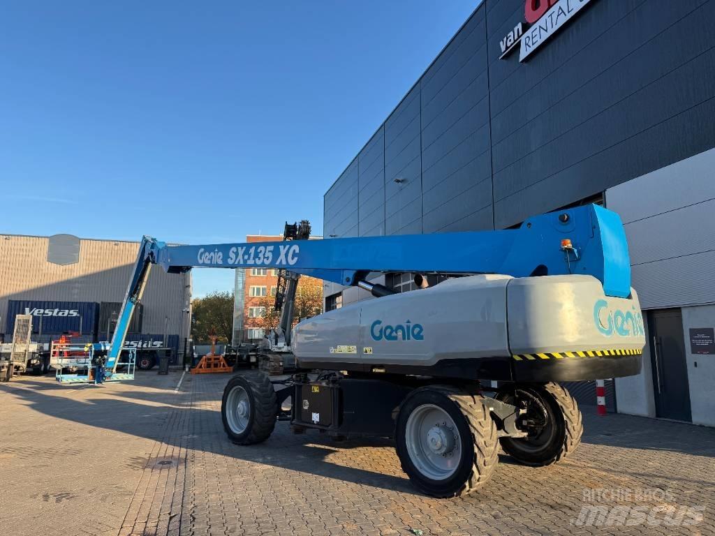 Genie SX 135 XC Plataformas de trabajo telescópica