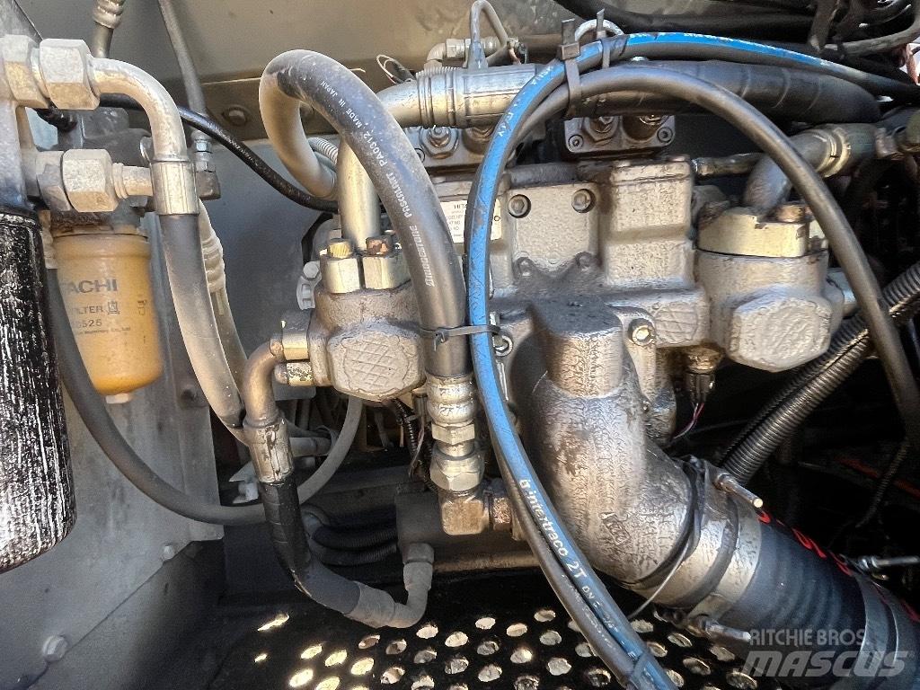 Hitachi ZX 210-3 Excavadoras de cadenas