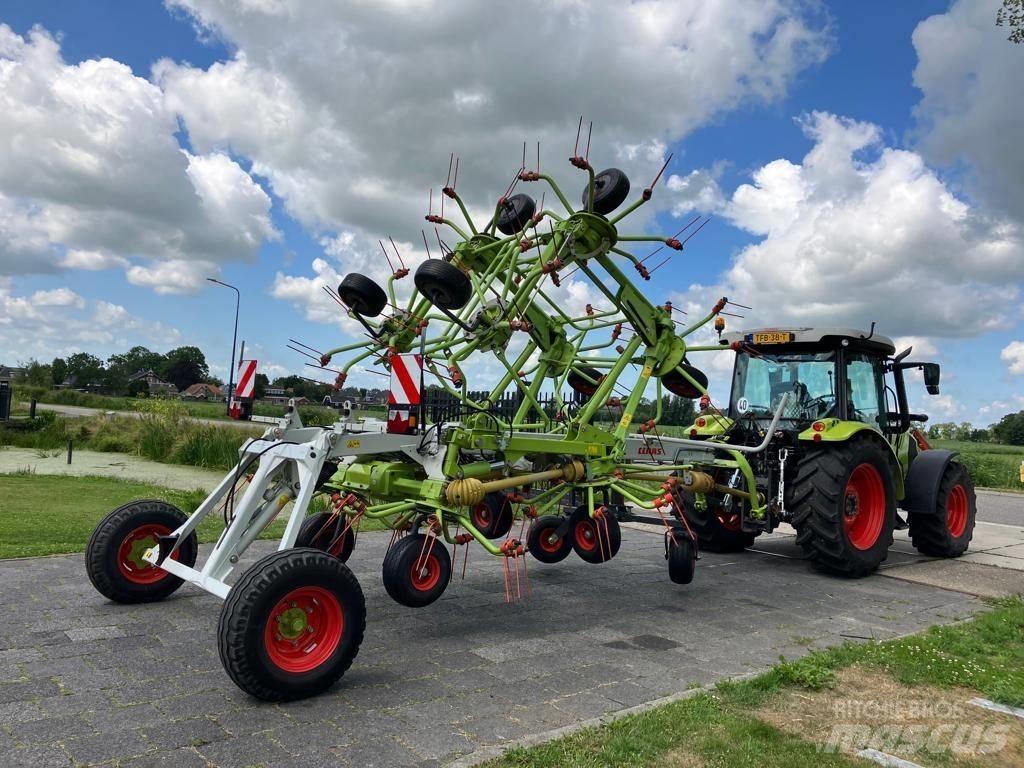 CLAAS Volto 1300 T Rastrillos y henificadores