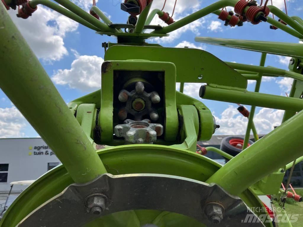CLAAS Volto 1300 T Rastrillos y henificadores