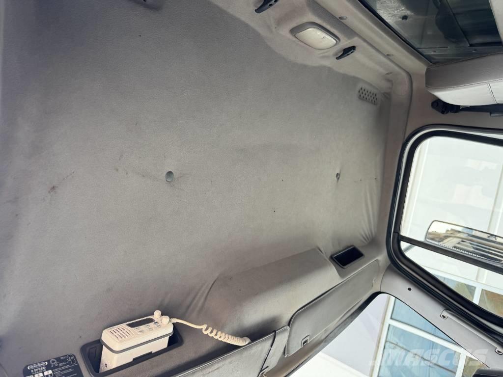 Freightliner M2 Camiones bañeras basculantes o volquetes