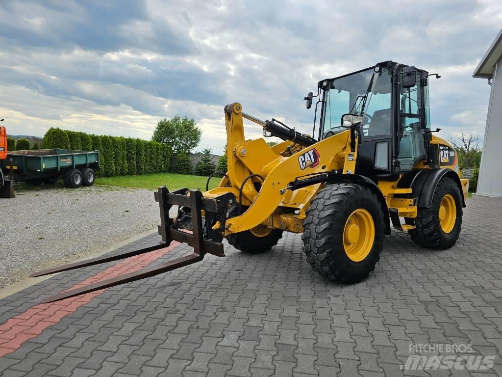 CAT 908 M Cargadoras sobre ruedas