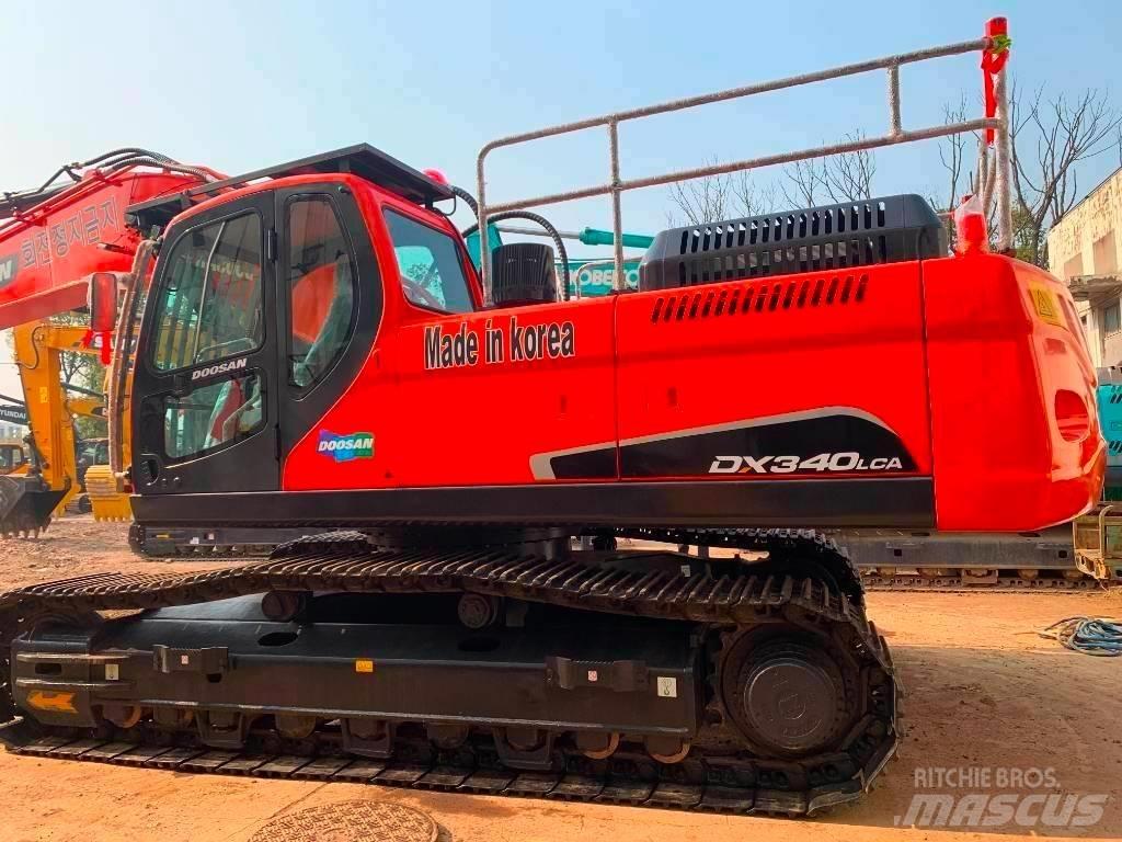 Doosan DX 340 LCA Excavadoras de cadenas
