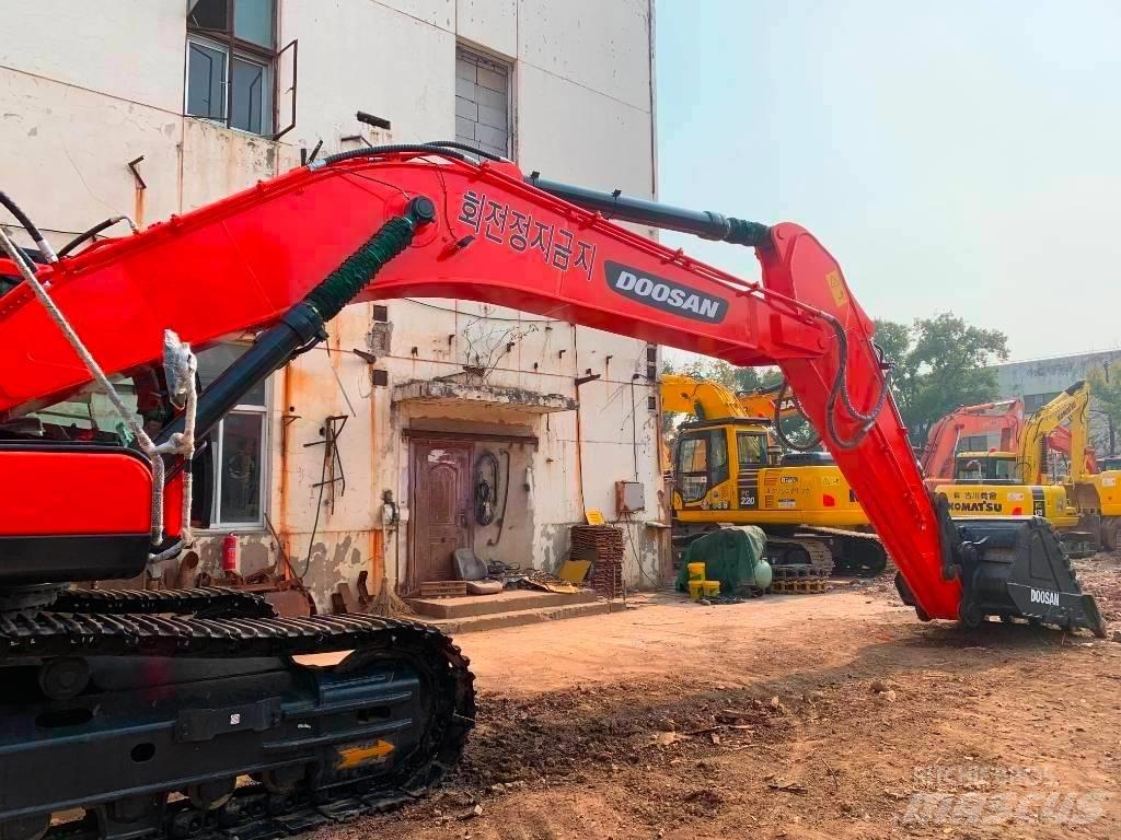 Doosan DX 340 LCA Excavadoras de cadenas