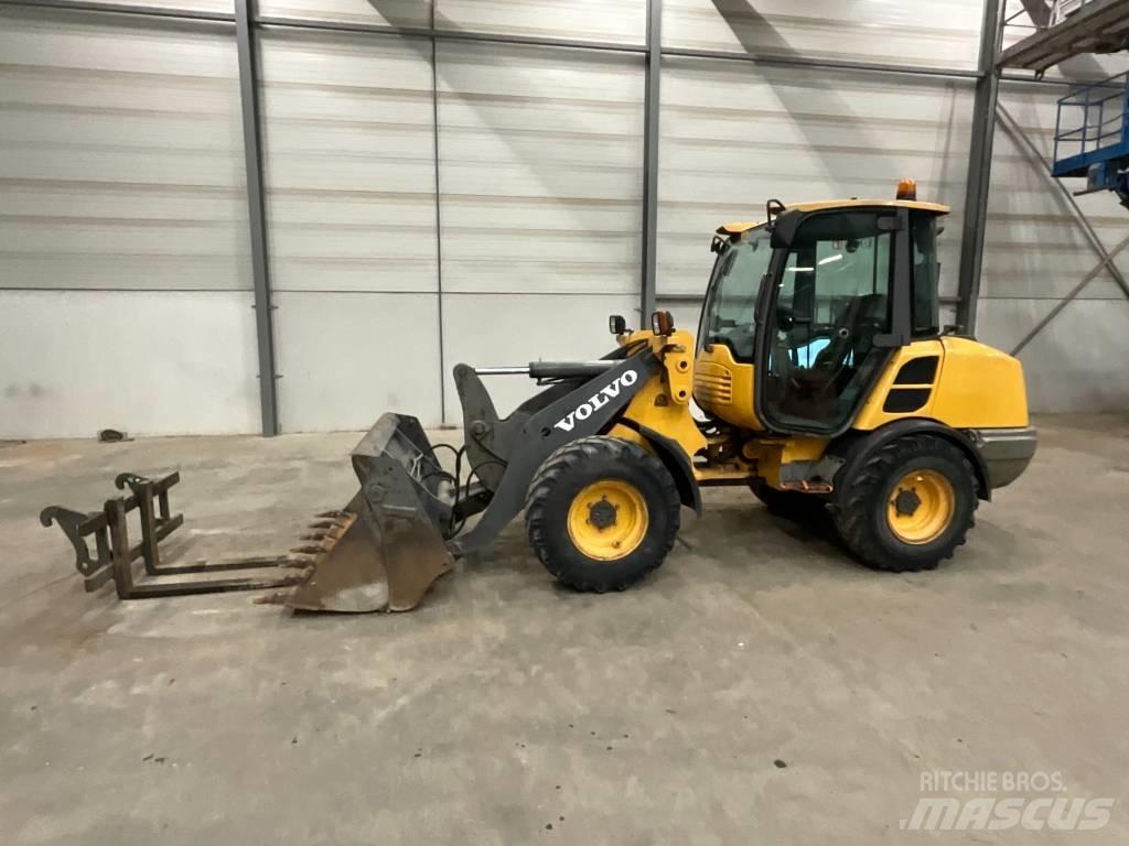 Volvo L 25 F Cargadoras sobre ruedas