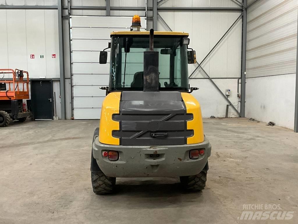 Volvo L 25 F Cargadoras sobre ruedas