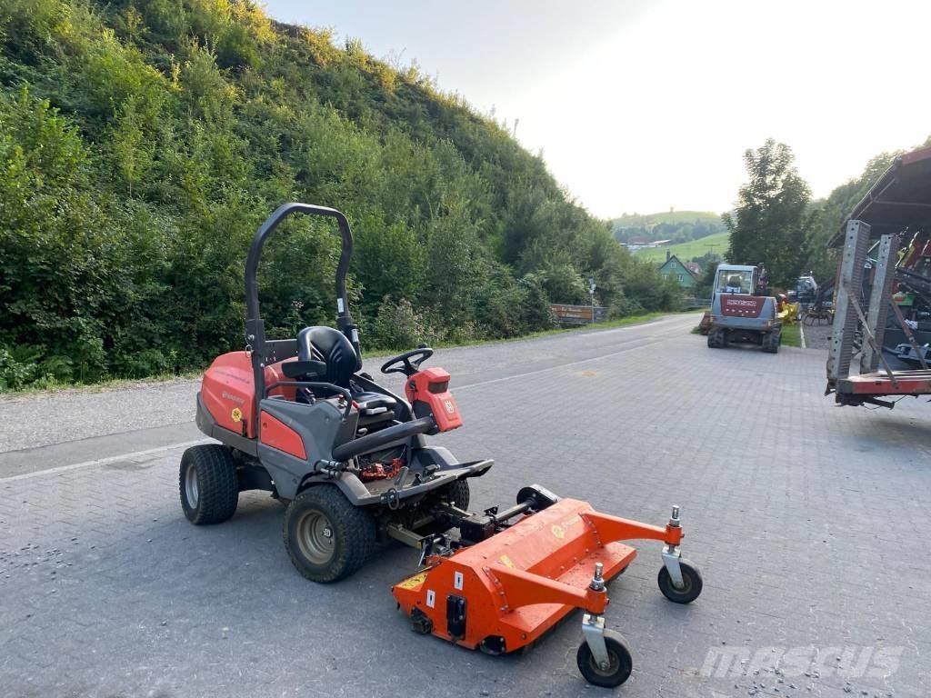 Husqvarna P 525 D Tractores corta-césped
