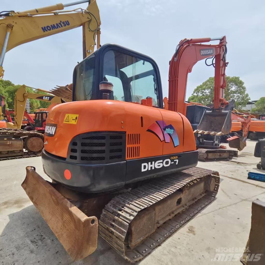 Doosan DH 60 Mini excavadoras < 7t