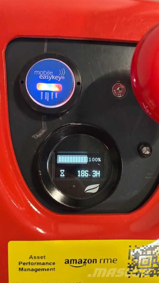 Linde MP13 Apiladores eléctricos autopropulsados